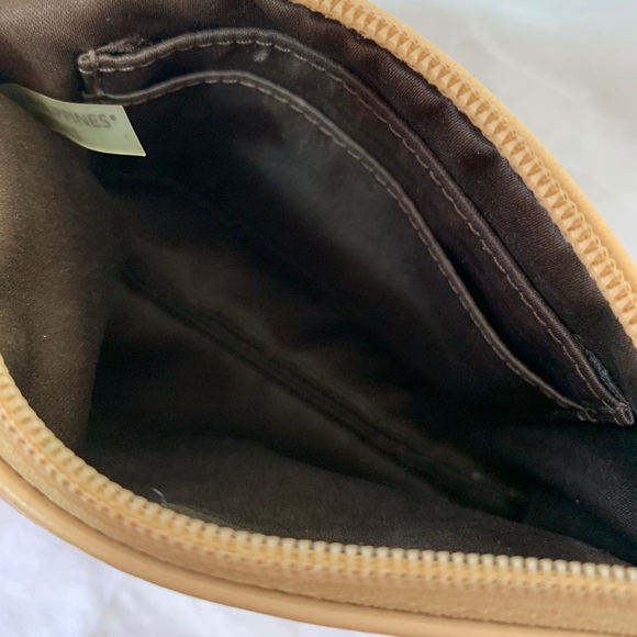 COACH Beige Pebbled Leather Wristlet Brown Gold - Picture 3 of 8